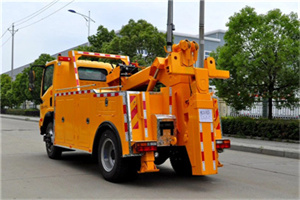 富顺高速路拖车费